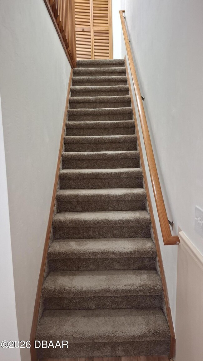 Building Photo - 1302 Deer Springs Rd