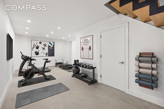 Building Photo - 53 W 85th St