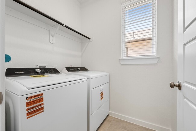 Building Photo - 335 Willow Sage Ct