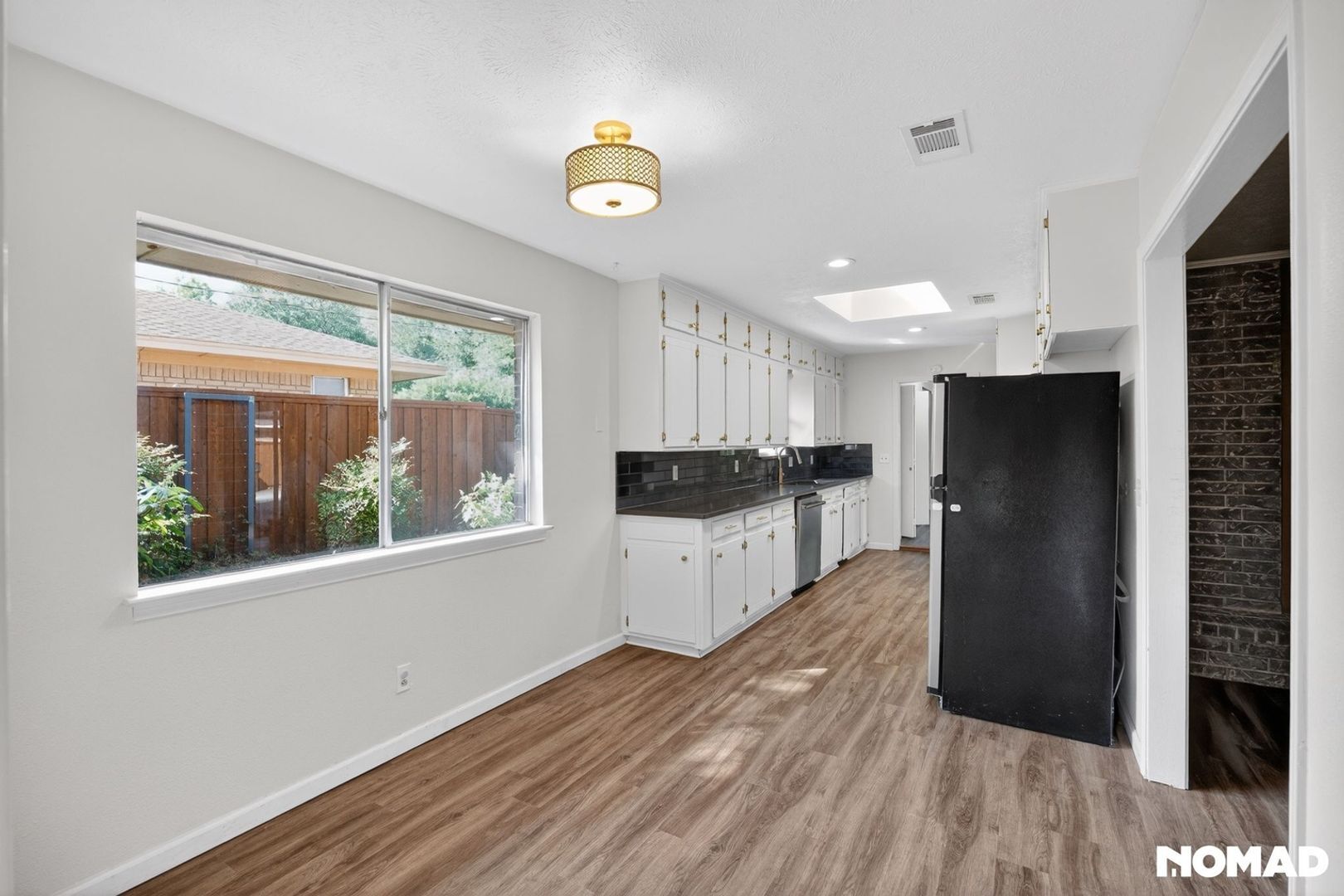 Building Photo - 2505 Briarwood Dr