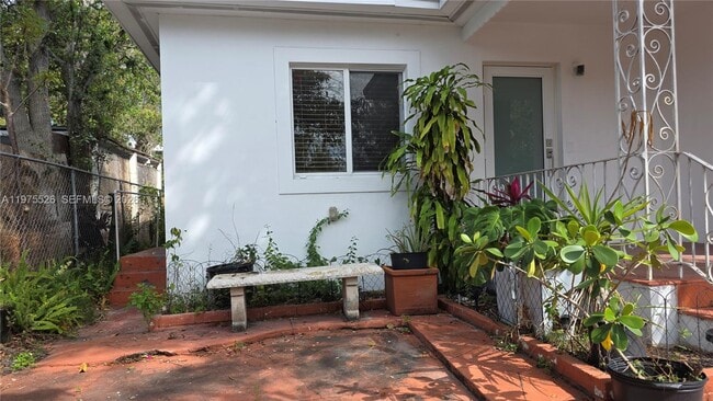 Building Photo - 5715 NW 6th Ave