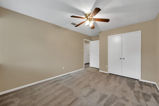 Building Photo - 2010 Tucumcari Dr