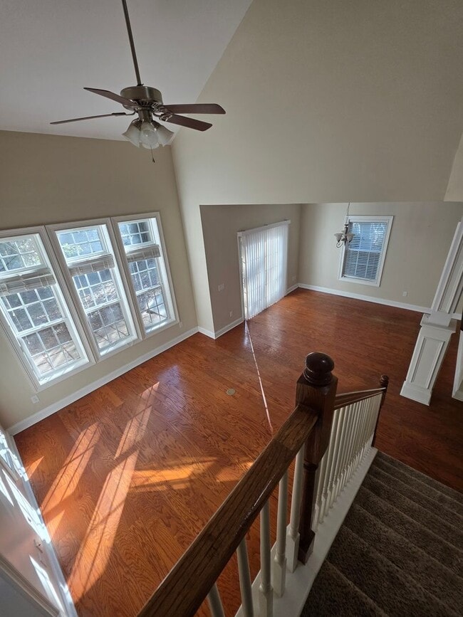 Building Photo - Oakview