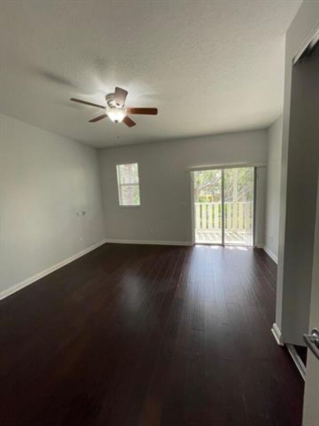 Building Photo - 3264 W Community Dr