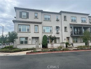 Building Photo - 15864 Ellington Wy