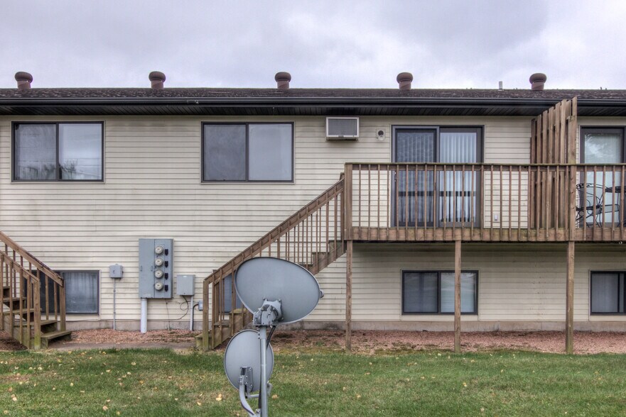 Building Photo - 890 Pumphouse Rd