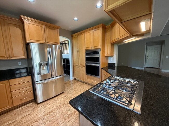 Building Photo - 413 Redrock Way