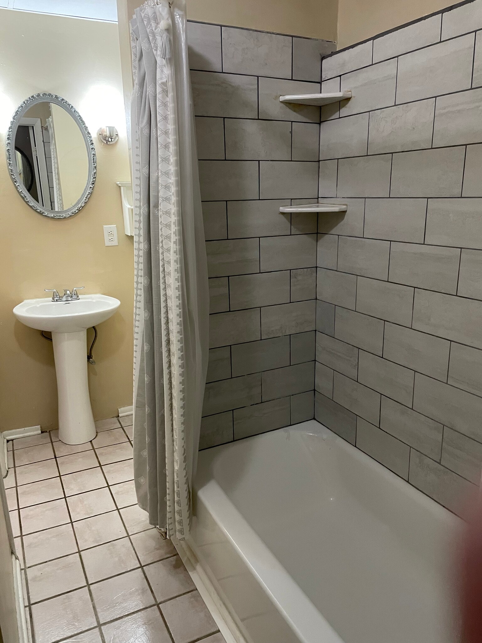 Bathroom - 1419 Colonial Ave