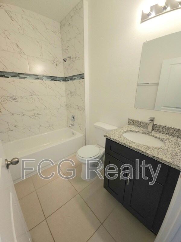 Building Photo - 15772 SW 37th Cir