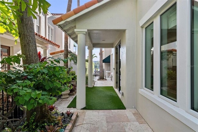 Building Photo - 1123 Abbeys Way