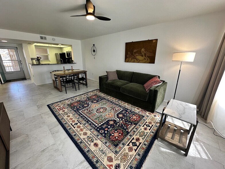 Building Photo - 1300 N Portofino Dr