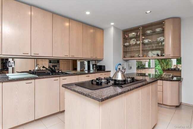 Building Photo - 19 Flamingo Rd