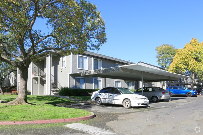 Building Photo - Sandpiper Village Apartment Homes