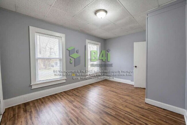Building Photo - 1240 Rocky Creek Rd