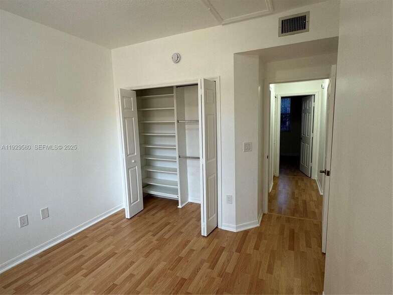 Building Photo - 8507 NW 140th Ter