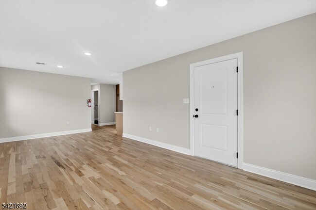 Building Photo - 455 Fulton St