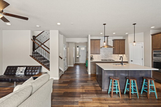 Building Photo - Modern Comfort Meets Mountain Beauty – 4-B...