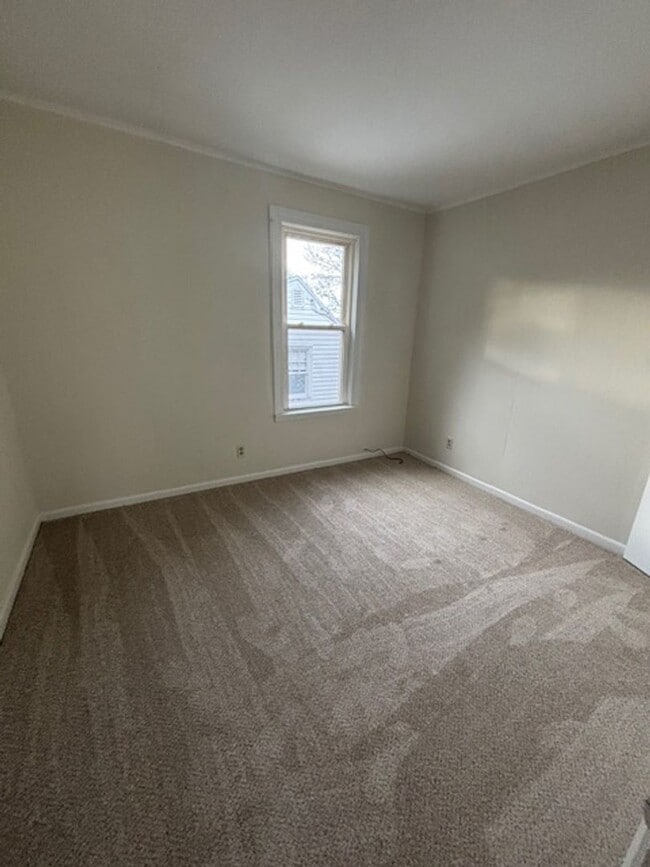 Building Photo - 316 Highland Ave