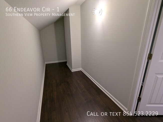 Building Photo - 66 Endeavor Cir