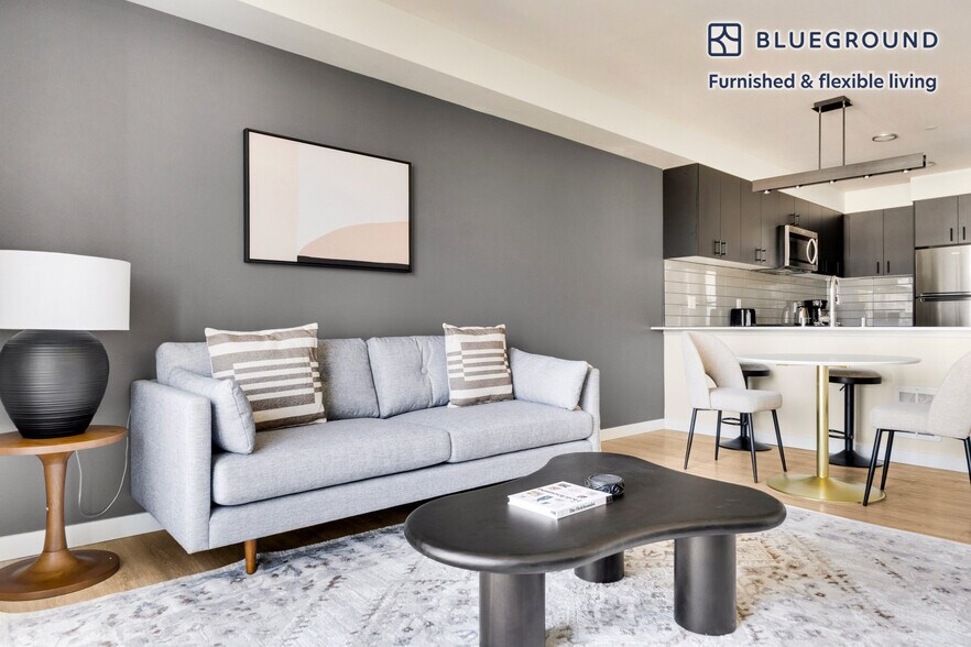 Building Photo - 18004 Midvale Ave N