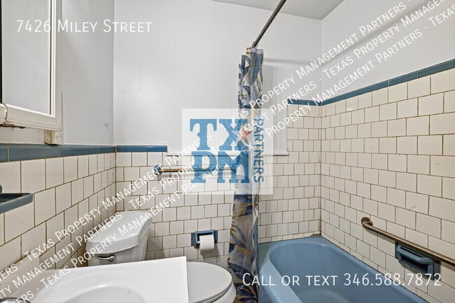 Building Photo - 7426 Miley St