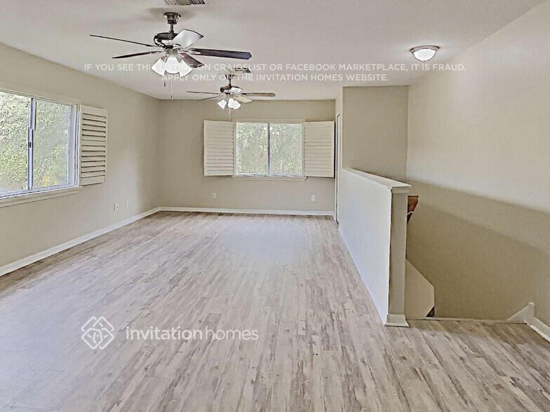 Building Photo - 2808 Windcrest Oaks Ct