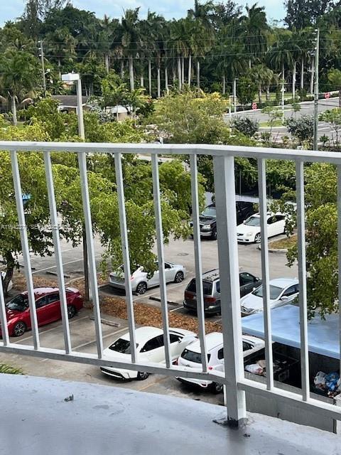 Building Photo - 498 NW 165th St