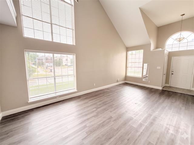 Building Photo - 6945 Hickory Creek