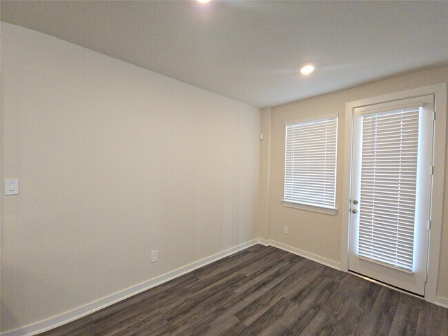 Building Photo - 4112 Good Vineyard Ln