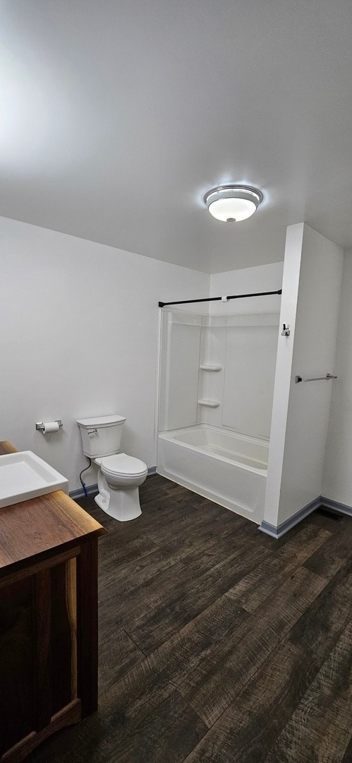 Building Photo - 104 N Main St