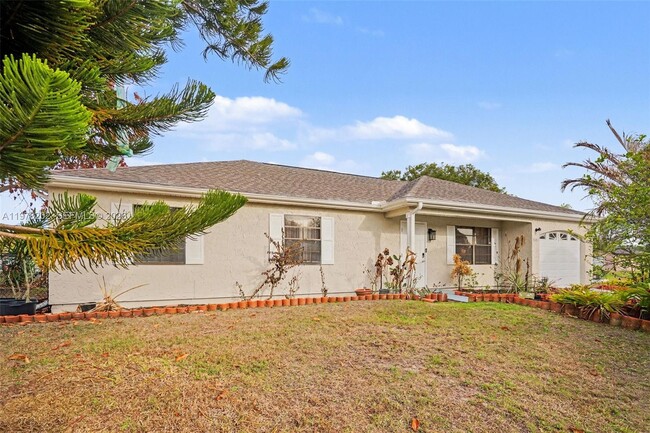 Building Photo - 901 Gannet Ave NW