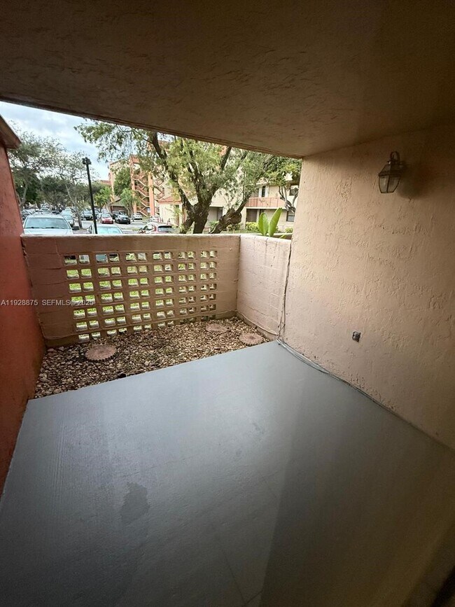 Building Photo - 10257 NW 9th St Cir