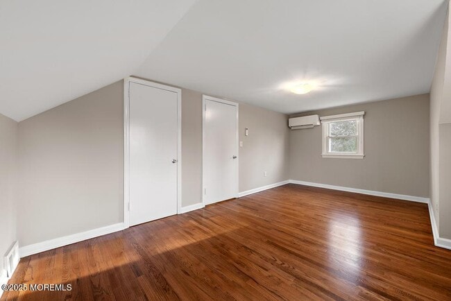 Building Photo - 308 Buttermere Ave