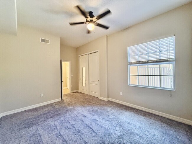 Building Photo - 6081 Jonathans Bay Cir