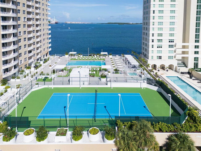 Building Photo - 770 Claughton Island Dr