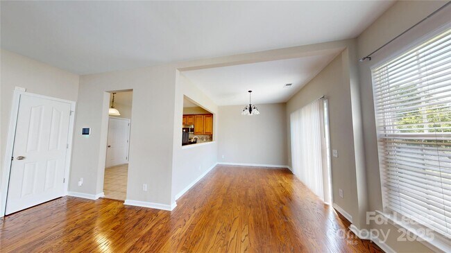 Building Photo - 9007 Bishop Crest Ln
