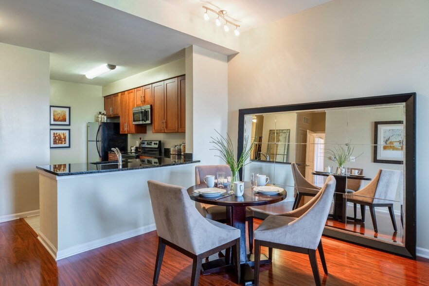 Mariner Bay at Annapolis Town Center 1910 Towne Centre Blvd Annapolis