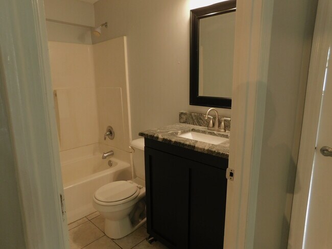 main bath - 4173 Highland Loop