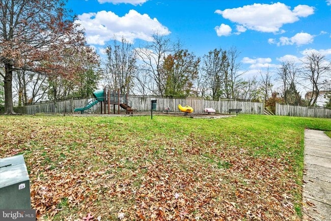 Building Photo - 304 Dark Star Way