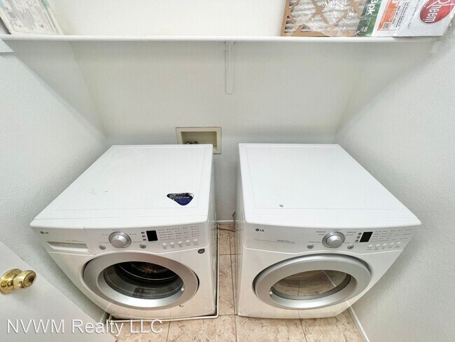 Building Photo - 3 br, 2.5 bath House - 5717 Dewey Dr