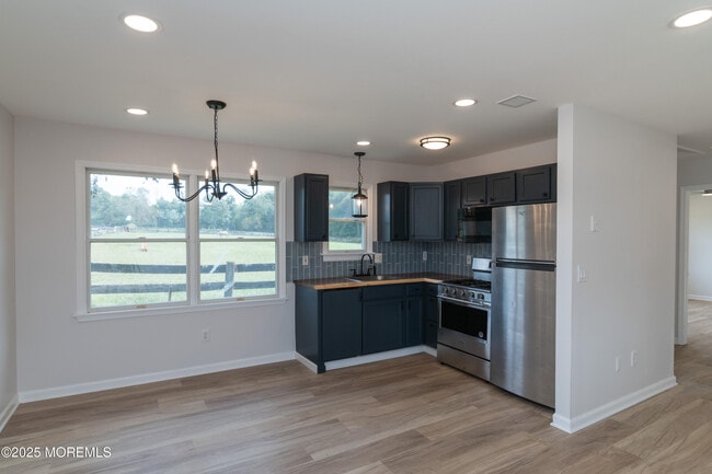 Building Photo - 631 Rte 524