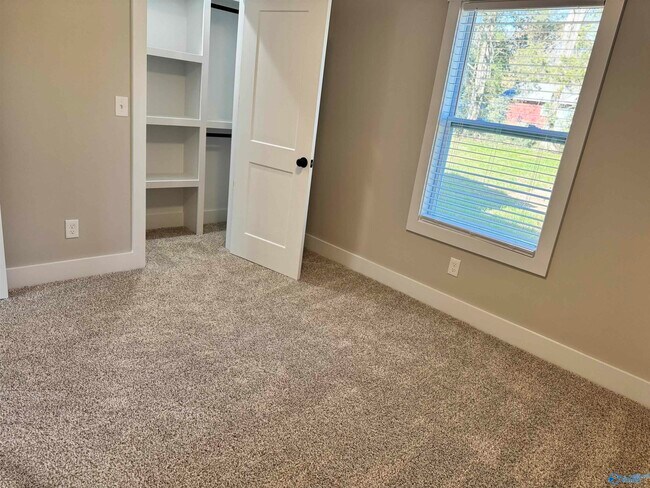 Building Photo - 2716 Winchester Rd NW