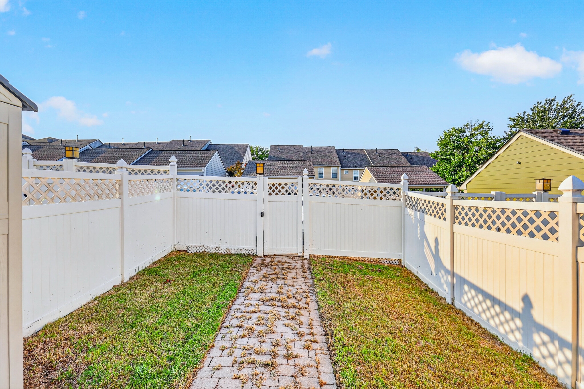 Building Photo - 8248 Persia Way