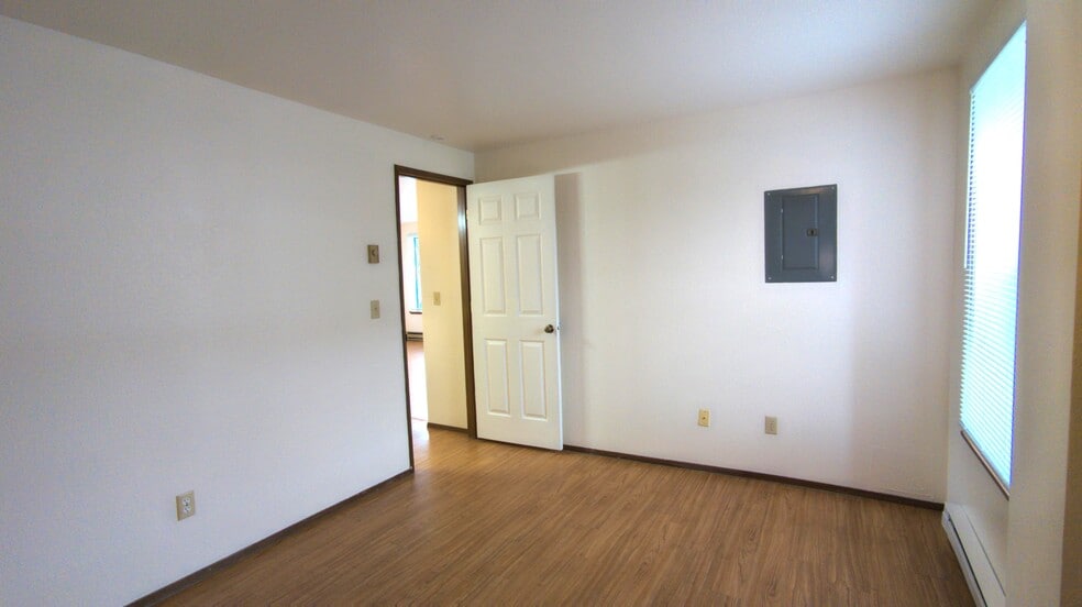 Building Photo - 2288 Douglas Rd