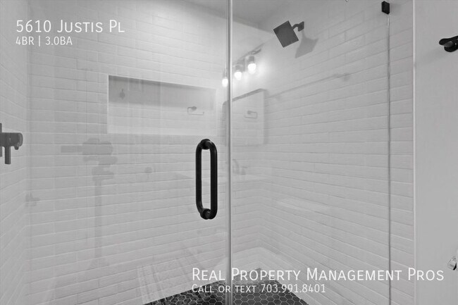 Building Photo - 5610 Justis Pl