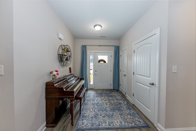 Building Photo - 3006 Weathersby Dr