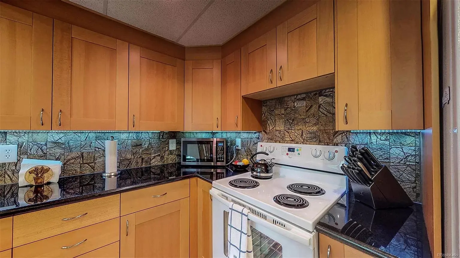 Stove - 1024 W 97th Ave