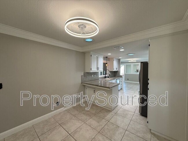 Building Photo - 1351 Aksland Dr