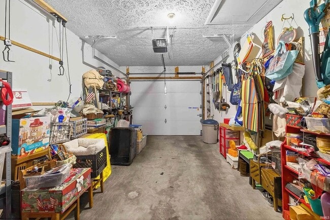 Building Photo - 1894 E Baby Point Dr