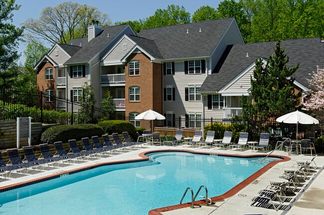 Building Photo - eaves Fairfax City